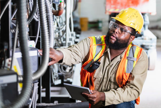 Best Local Electrician Companies  in Plymouth, MN